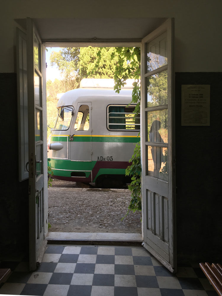 trenino verde Laconi trenino verde Laconi